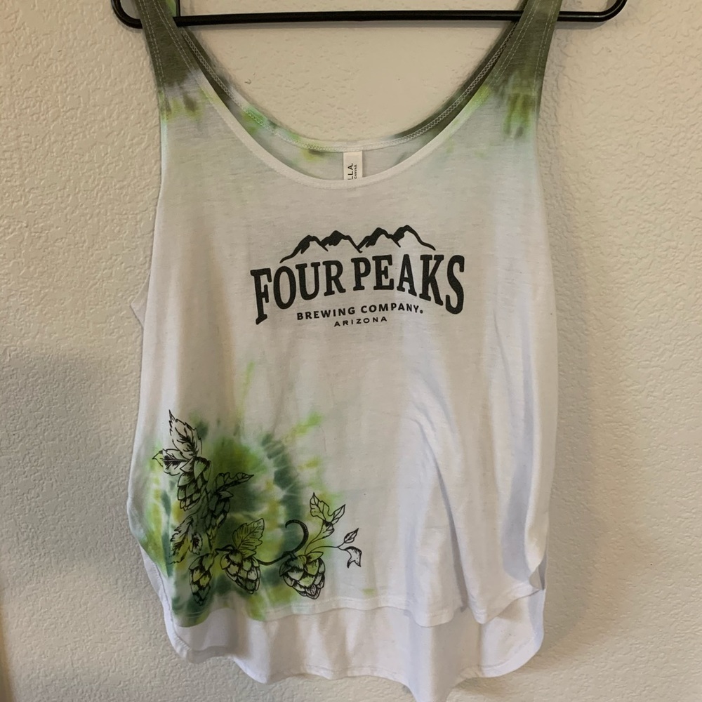 Four Peaks hop flower flowy tank
